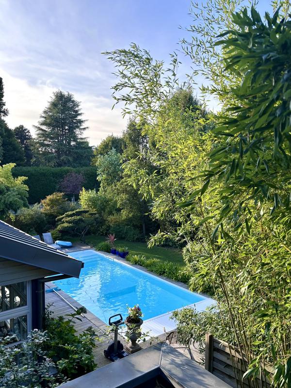 Maison - 300 m² - 9 pièces