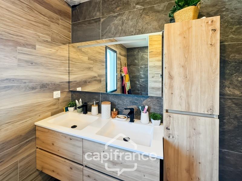 Maison - 135 m² - 5 pièces