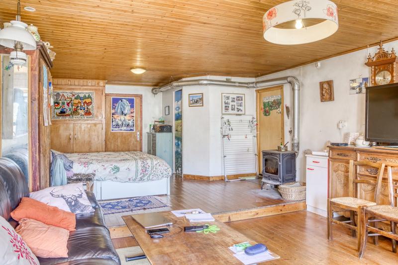 Châlet - 527 m² - 4 pièces