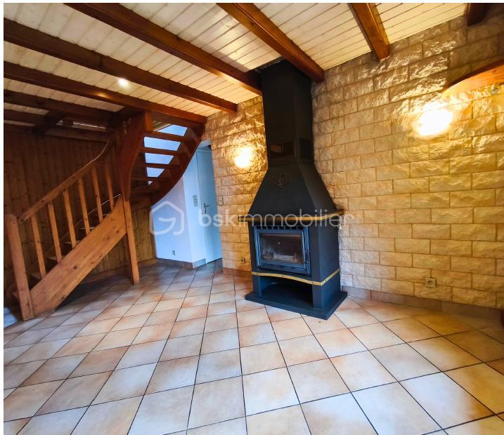 Maison traditionnelle - 172 m² - 4 pièces