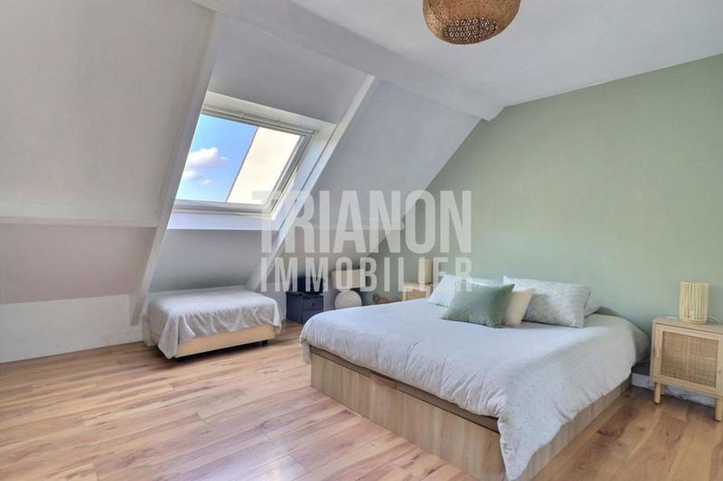 Maison - 161 m² - 7 pièces