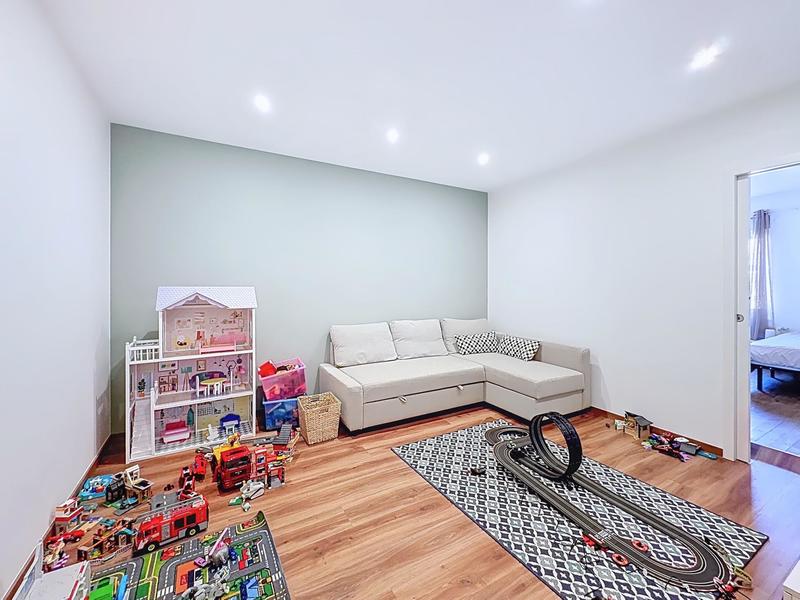 Maison - 250 m² - 7 pièces