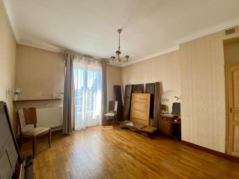 Maison - 150 m² - 8 pièces