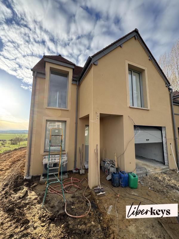 Maison - 115 m² - 5 pièces