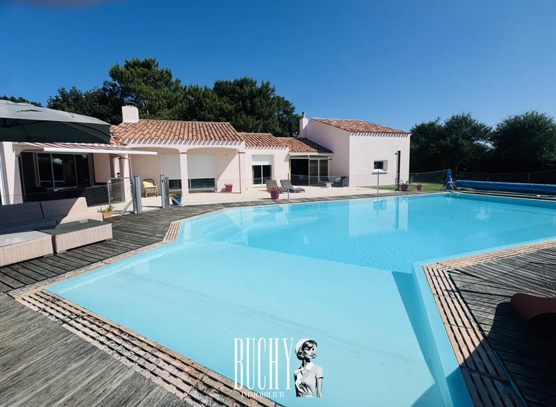 Maison - 146 m² - 6 pièces