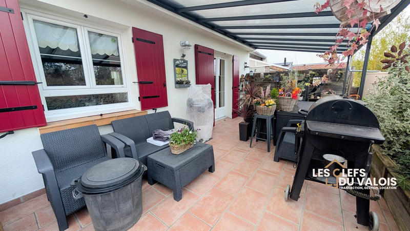 Maison - 98 m² - 4 pièces