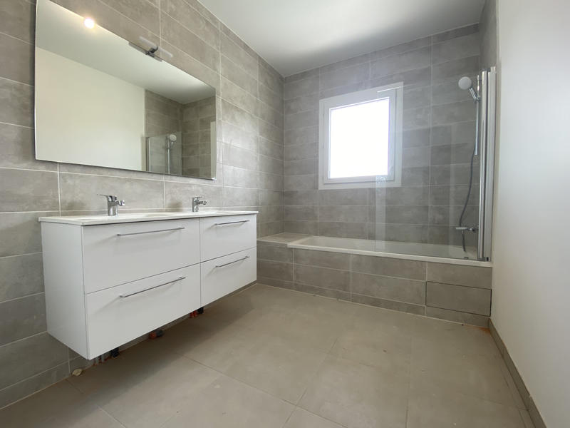 Appartement - 110 m² - 4 pièces