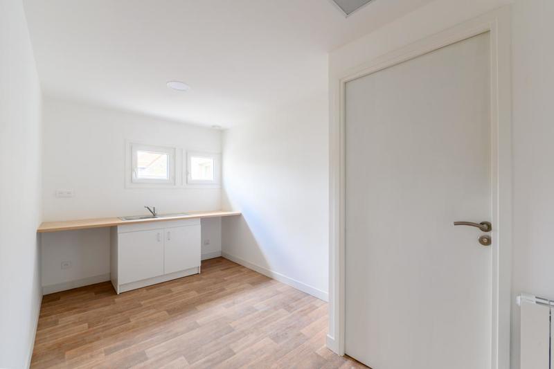 Local commercial - 91 m² - 2 pièces