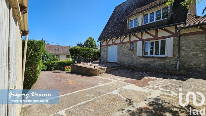 Maison - 258 m² - 8 pièces