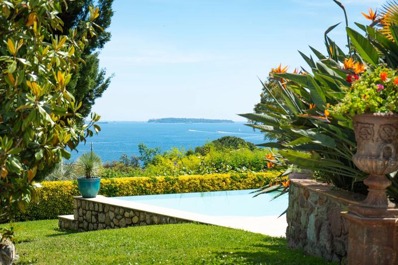 Villa - 195 m² - 7 pièces