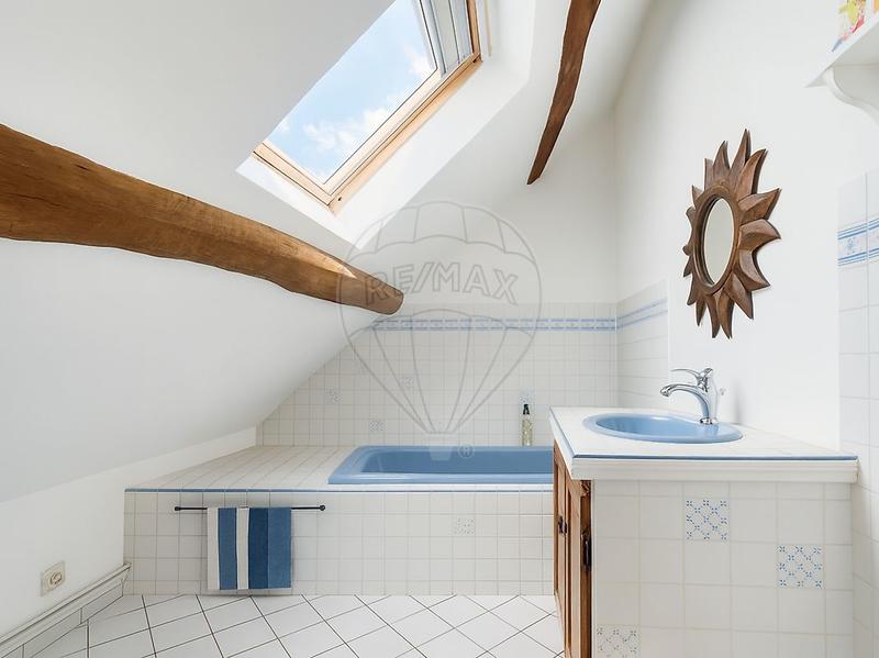 Maison en pierre - 96 m² - 5 pièces