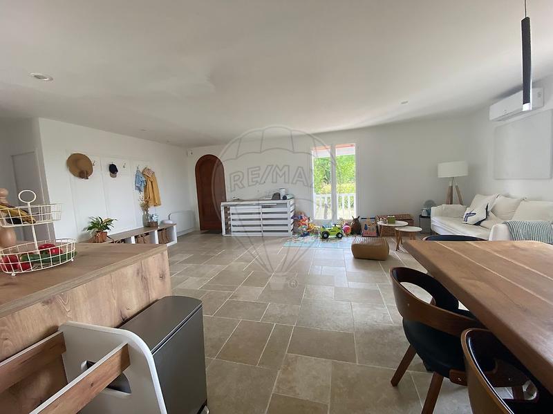 Maison - 150 m² - 6 pièces