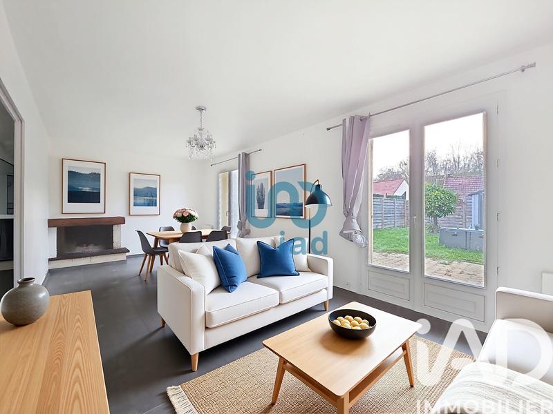 Maison - 95 m² - 5 pièces