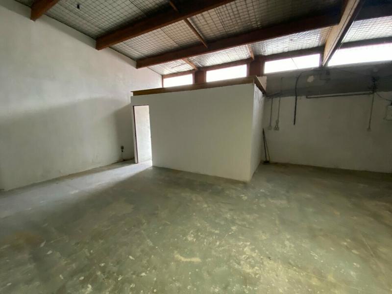 Atelier d'activités - 120 m²