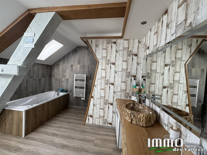 Appartement - 89 m² - 4 pièces