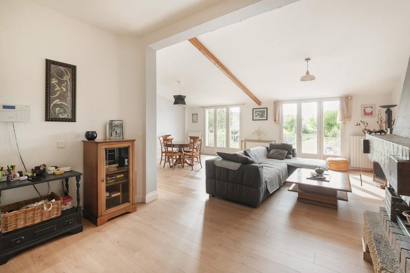 Maison - 143 m² - 6 pièces