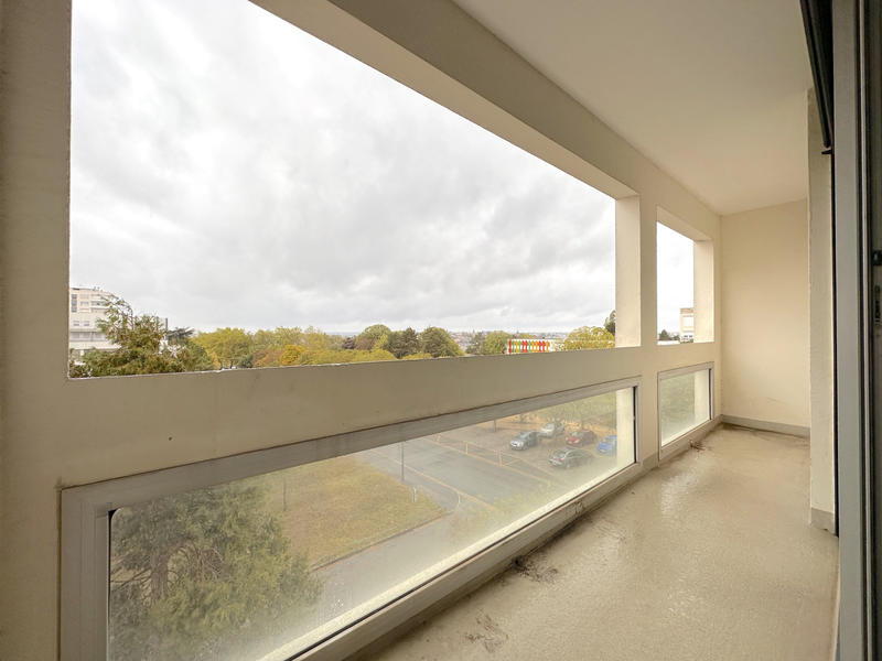 Appartement - 106 m² - 5 pièces