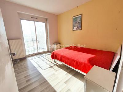 Propriété - 200 m² - 7 pièces