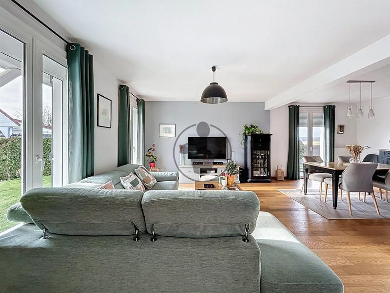 Maison - 136 m² - 7 pièces