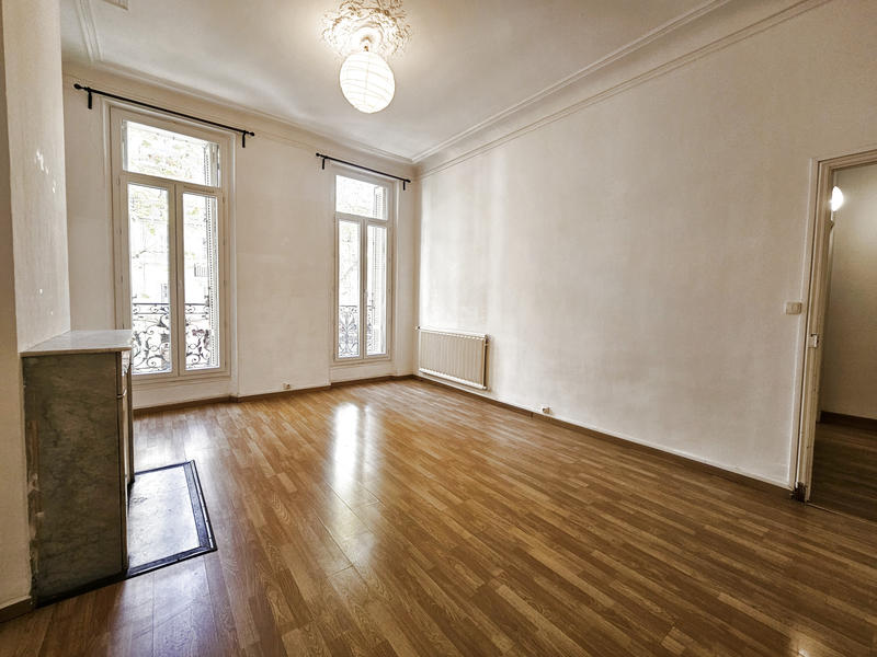 Appartement - 91 m² - 3 pièces