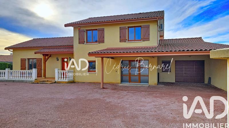 Maison - 182 m² - 7 pièces