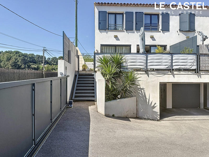 Maison contemporaine - 95 m² - 4 pièces