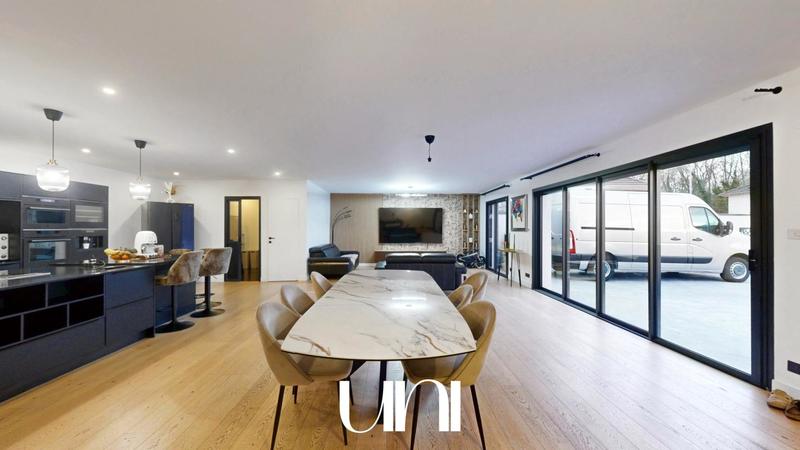 Maison - 160 m² - 6 pièces