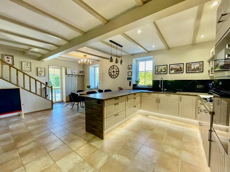 Maison de maîtres - 177 m² - 8 pièces