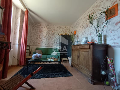 Maison - 371 m² - 14 pièces