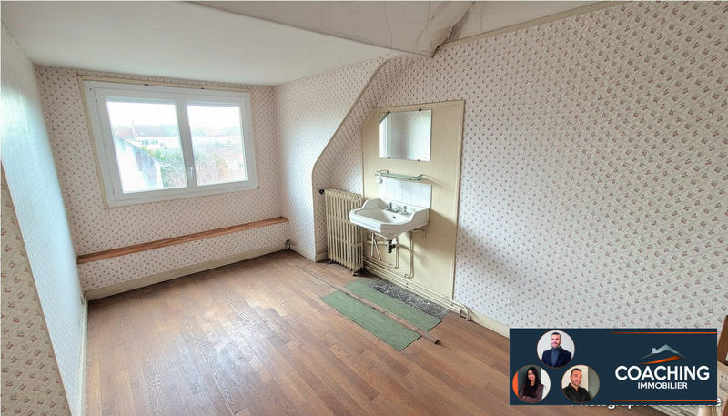 Maison - 195 m² - 8 pièces