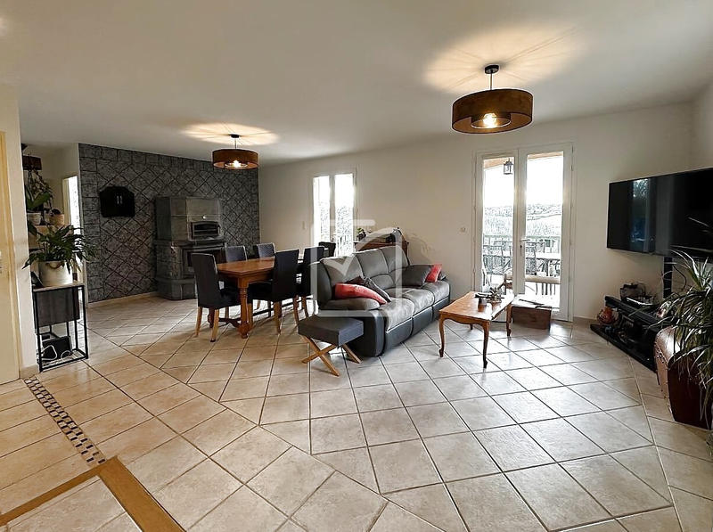 Maison - 126 m² - 6 pièces