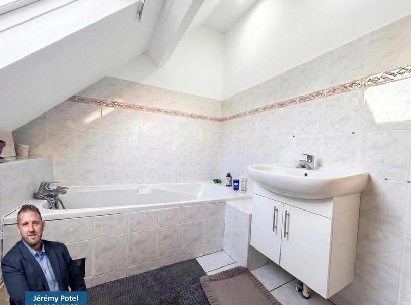 Maison - 112 m² - 5 pièces