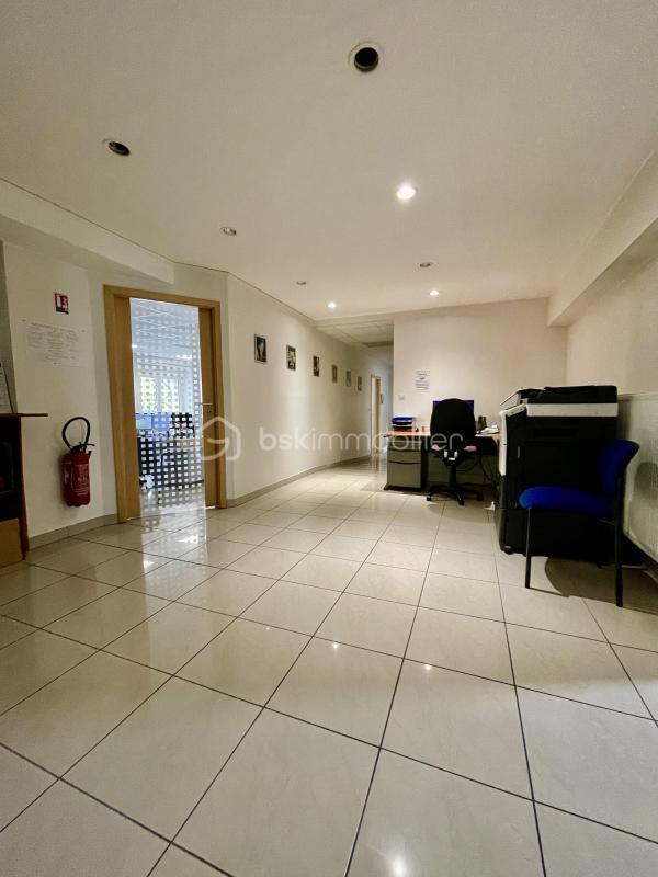 Bureau - 316 m² - 10 pièces