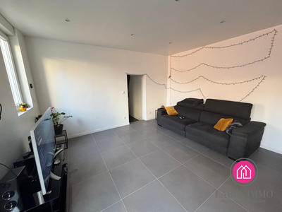 Maison - 77 m² - 4 pièces