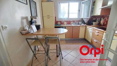 Appartement - 102 m² - 5 pièces