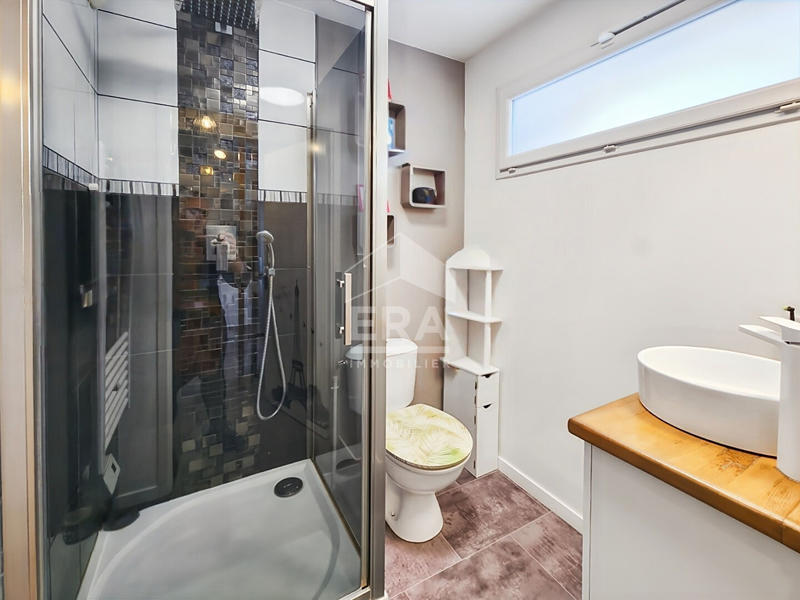 Maison - 140 m² - 7 pièces