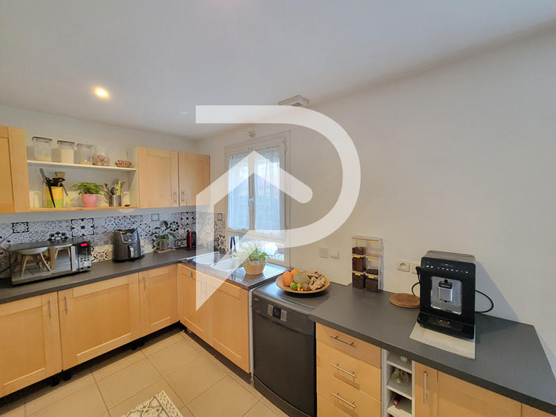 Maison - 111 m² - 5 pièces