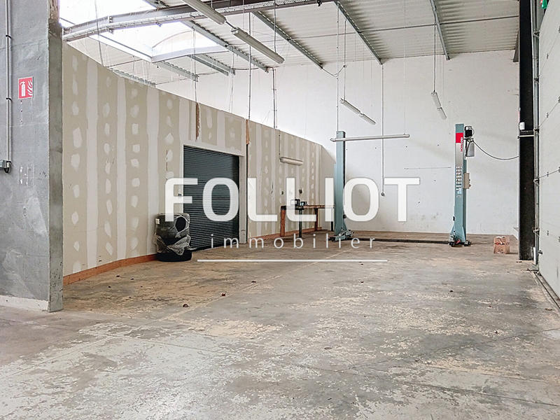 Local commercial - 443 m²