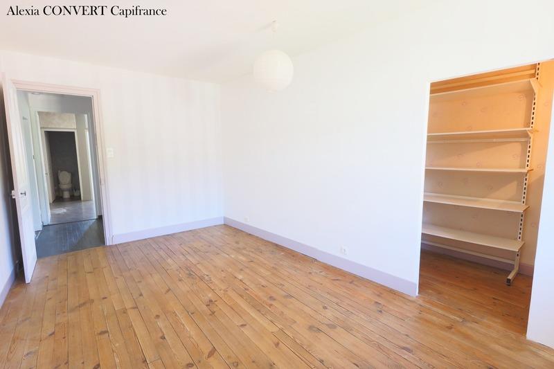 Maison de village - 211 m² - 8 pièces