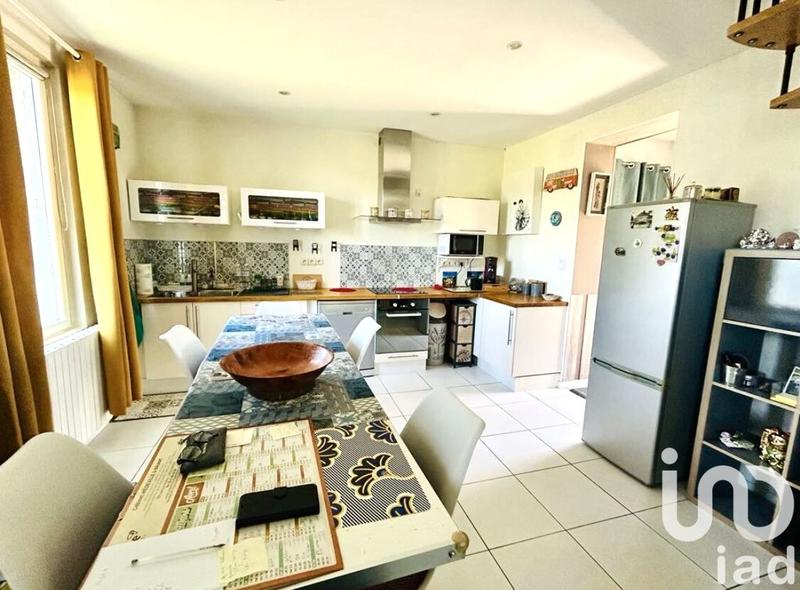 Maison - 96 m² - 5 pièces