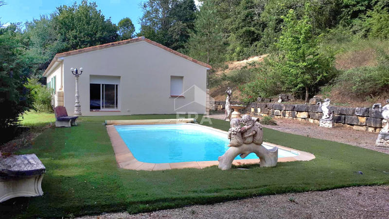 Maison - 174 m² - 6 pièces