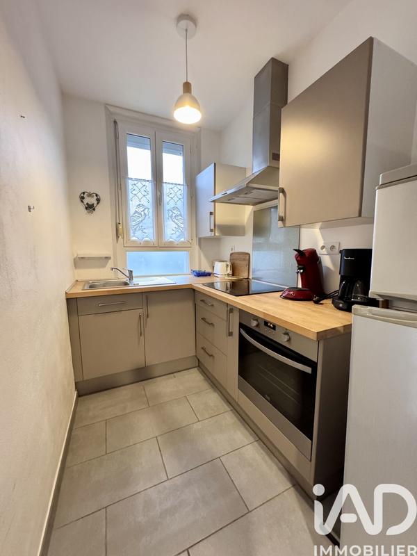 Maison - 102 m² - 8 pièces