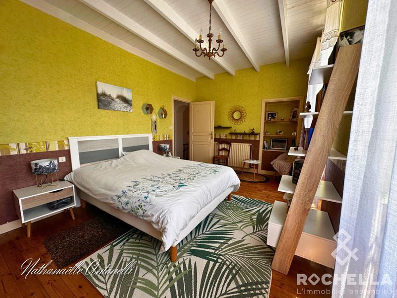 Maison ancienne - 201 m² - 6 pièces