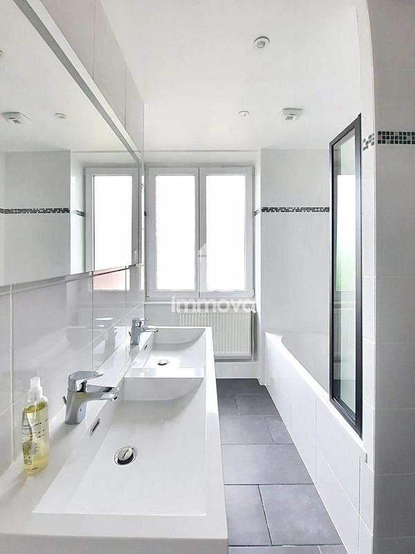 Appartement - 77 m² - 3 pièces