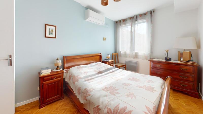 Appartement - 82 m² - 4 pièces