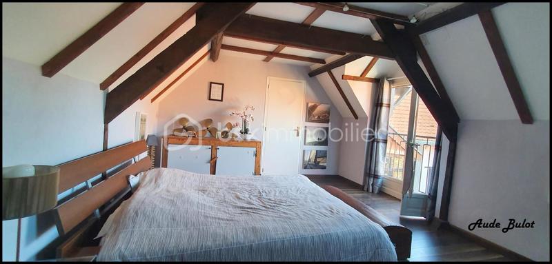 Corps de ferme - 287 m² - 10 pièces