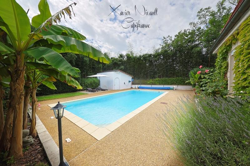 Maison - 180 m² - 6 pièces