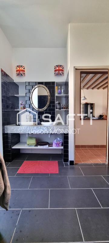 Maison - 350 m² - 11 pièces