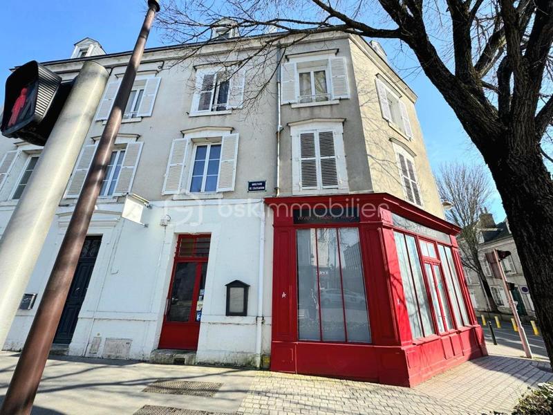 Local commercial - 90 m² - 4 pièces