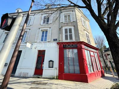 Local commercial - 90 m² - 4 pièces